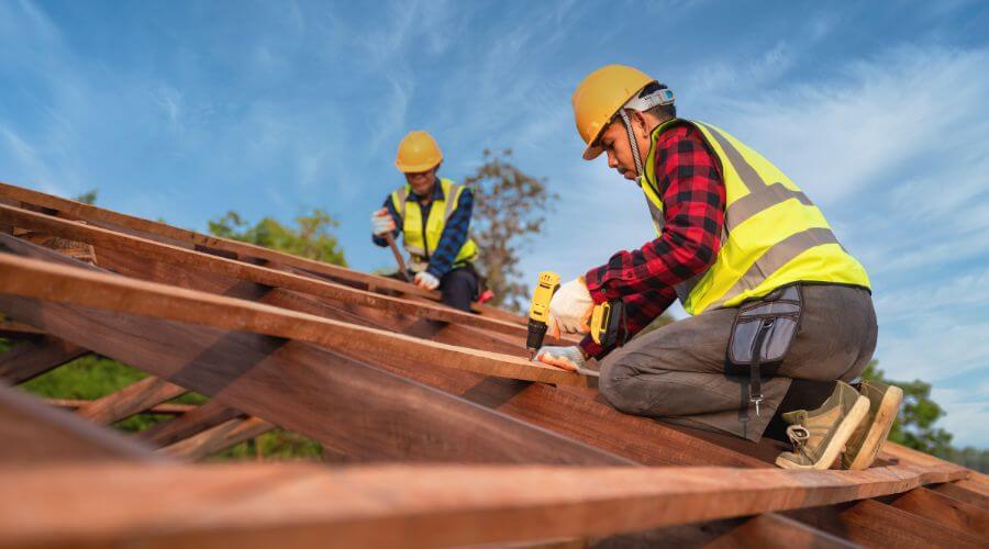 Professional Flat Roofing Installation services in Gilman City, MO